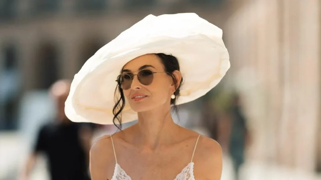 demi-moores-parisian-fashion-statement-a-masterclass-in-couture-elegance