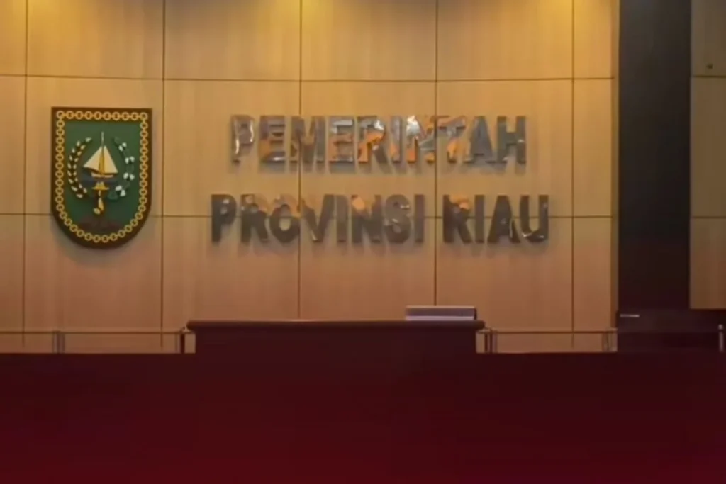 political-turmoil-in-riau-deputy-governor-s-f-hariyanto-poised-to-step-in-following-governor-abdul-wahids-arrest