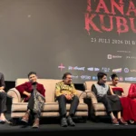 shareefa-daanish-sheds-her-horror-queen-crown-for-a-poignant-family-drama-in-sihir-tanah-kubur