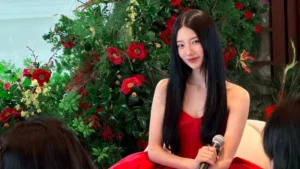 suzys-radiant-presence-in-singapore-a-deep-dive-into-her-global-influence-and-beauty-secrets