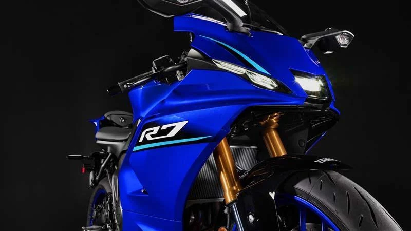 the-evolution-of-performance-yamaha-unveils-the-sophisticated-2026-yzf-r7