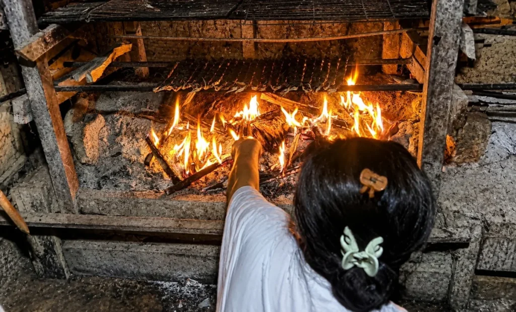 the-sago-struggle-preserving-mentawais-cultural-identity-in-the-shadow-of-rice