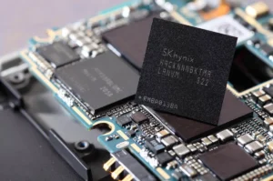 the-silicon-crunch-why-2027-could-mark-the-most-severe-memory-crisis-in-tech-history
