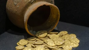 a-viking-legacy-unearthed-the-historic-discovery-of-a-massive-silver-hoard-in-denmark