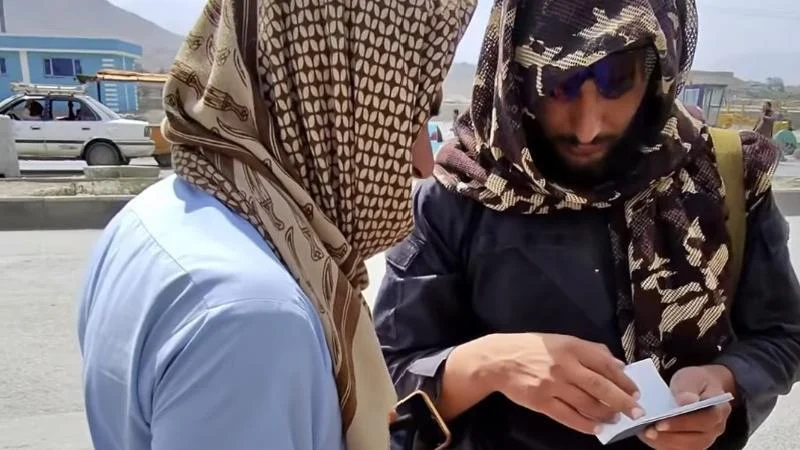 solo-indian-backpacker-detained-by-taliban-in-afghanistan-a-close-call-with-authoritarian-restriction