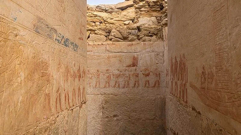time-capsule-discovery-4300-year-old-egyptian-tombs-reveal-stunning-artistic-preservation