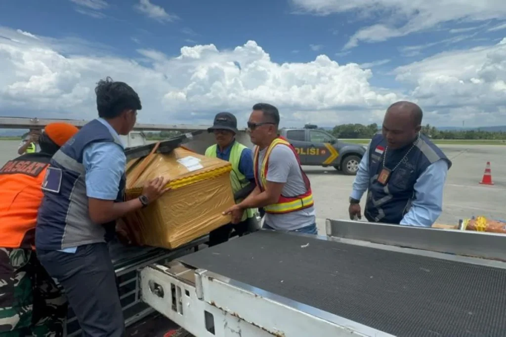 tragedy-in-the-highlands-toraja-travel-driver-killed-and-burned-after-armed-group-interception-in-papua-pegunungan