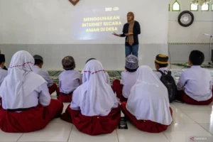 bridging-the-digital-divide-how-a-community-internet-school-transformed-remote-desa-toro-into-a-digital-pioneer